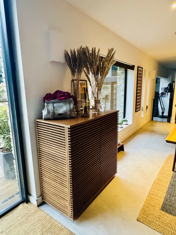 RG8 Reding contemporary home with double-height living space – Love Locations
