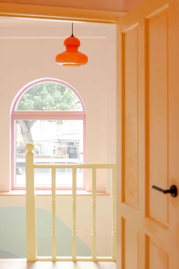 Love Locations Property – Purple House Lewisham, Colourful and Versatile Space for Creative Shoots