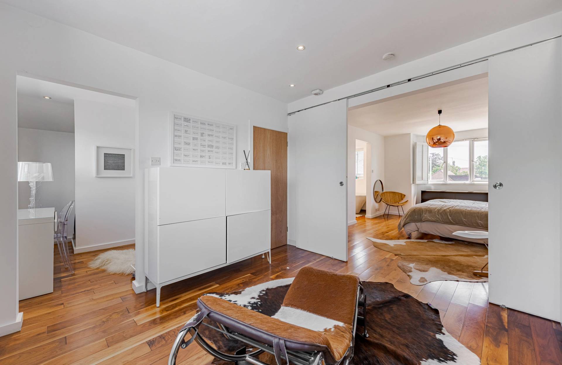BN3 location house with sunken fire pit and landscaped garden – Love Locations
