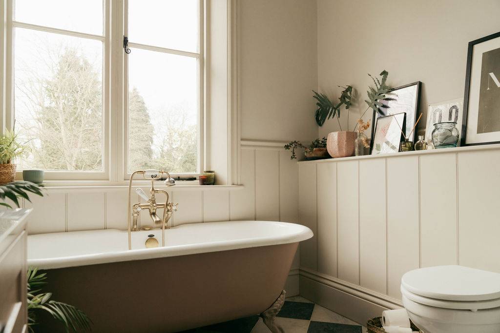 Period Weybridge property with classic Victorian architecture – Love Locations