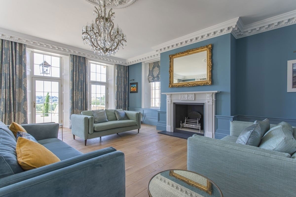 Large neo-Georgian property with reception rooms in Haywards Heath West Sussex – love locations