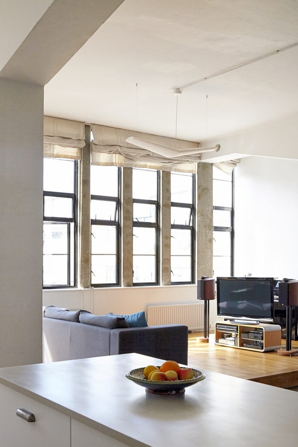 Characterful 1930s industrial loft designed by Sir Owen Williams in Upper Clapton E5 – Love Locations
