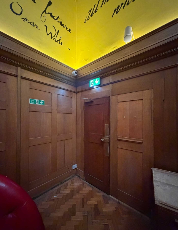 Central London historic police station interior – Love Locations
