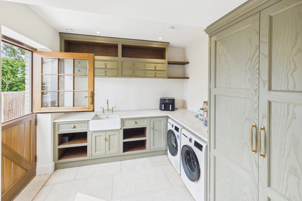Love Locations country-style utility room and laundry area for filming