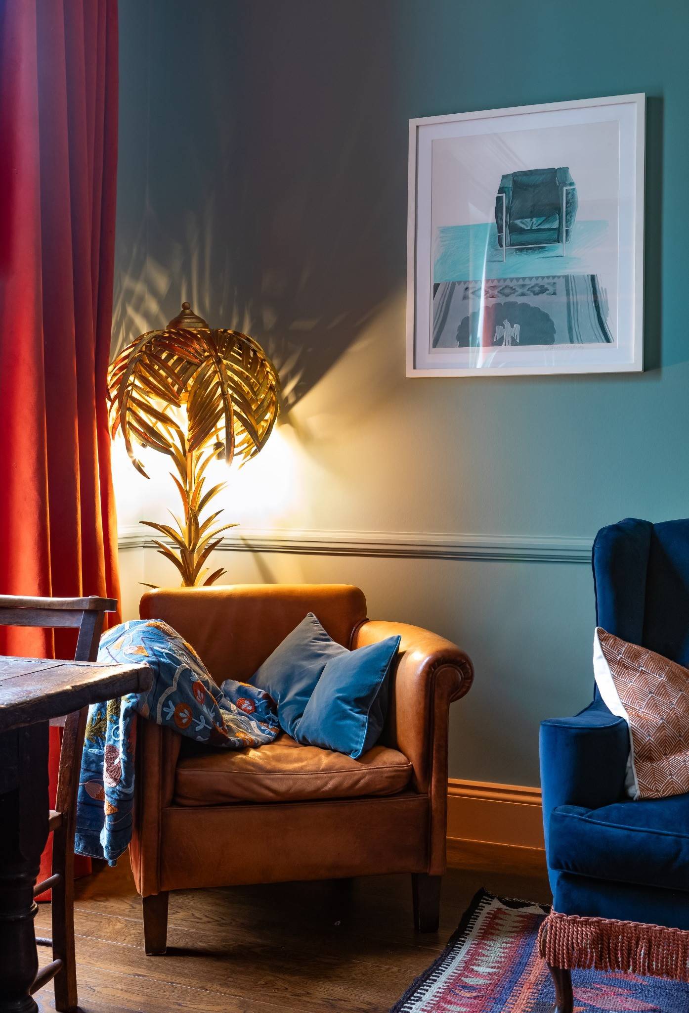 Atmospheric living room corner with a leather armchair and soft ambient lighting, a lifestyle shoot location in Westminster SW1V from Love Locations.