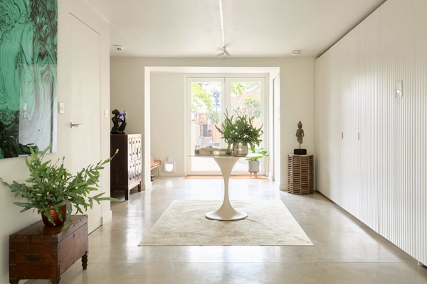 Indoor bar area in Chiswick house W4, Love Locations