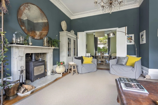 Elegant double-fronted Victorian villa built in 1875 located in Hove, love locations