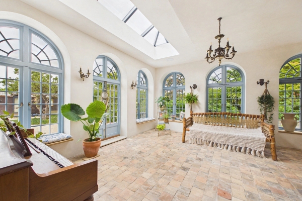 Love Locations elegant orangery and living space for TV, film and photography