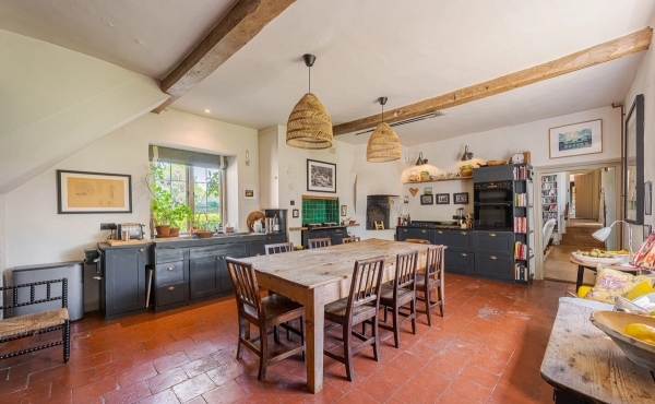 Character farm property in rural West Northamptonshire – Love Locations