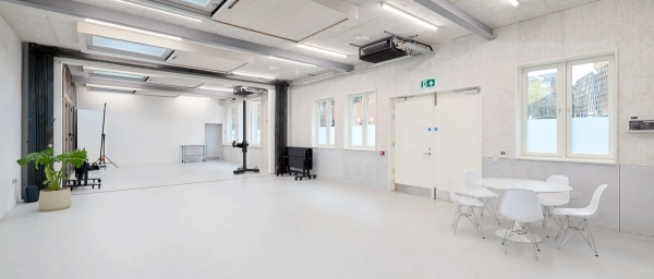 Contemporary studio with bright open-plan interior in South East London, Love Locations