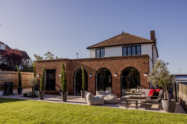 Contemporary architectural house in Bromley’s Chesham Avenue, managed by Love Locations.
