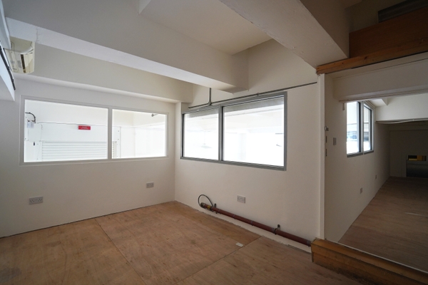 Warehouse-style studio location in East London E1 – Love Locations