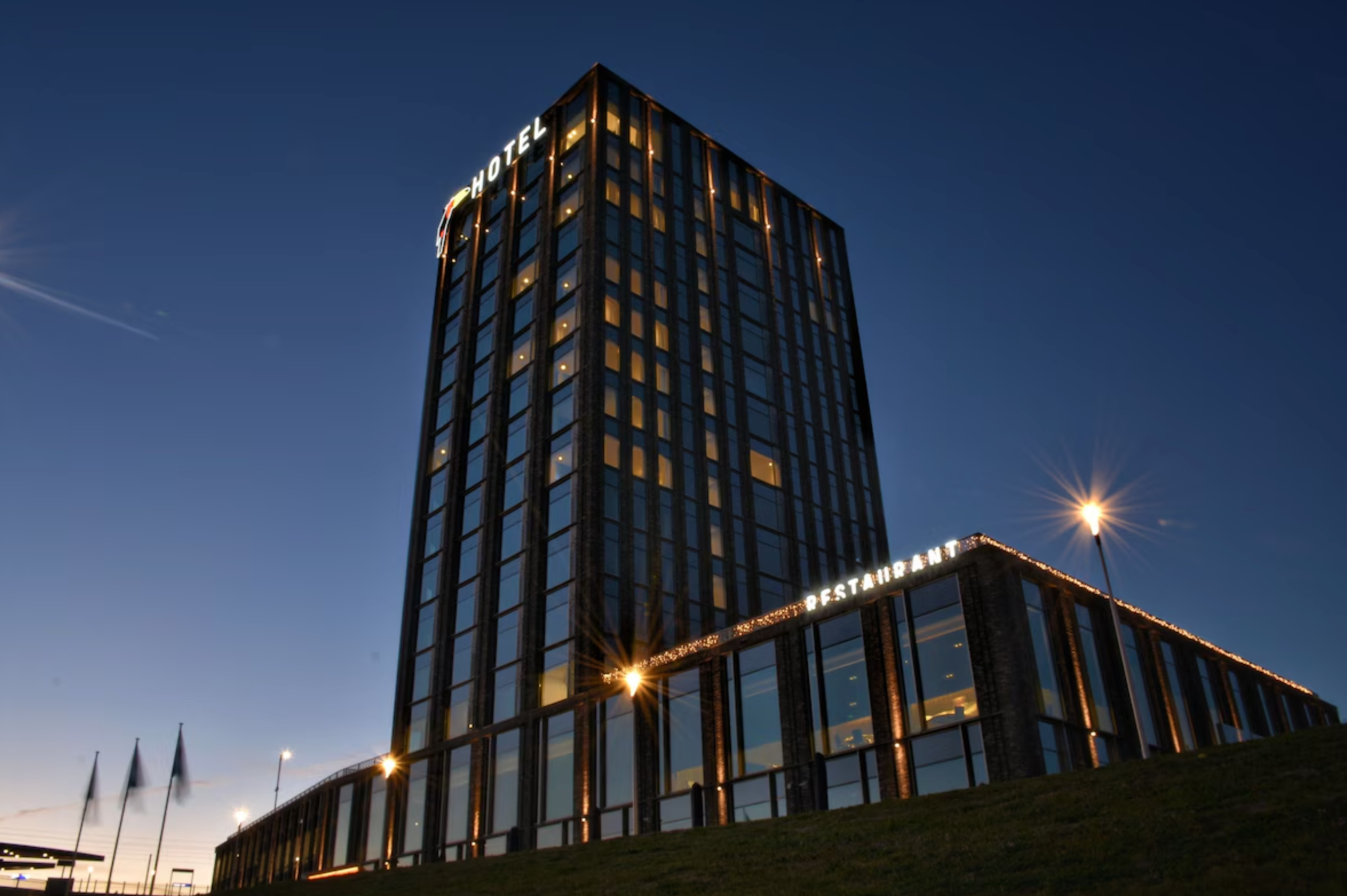 Hotel van der valk lent image