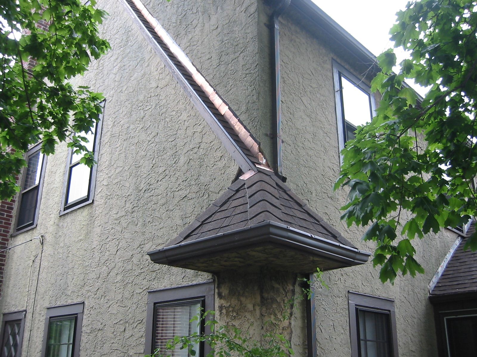 Asphalt Shingle roofing by L&M Roofing