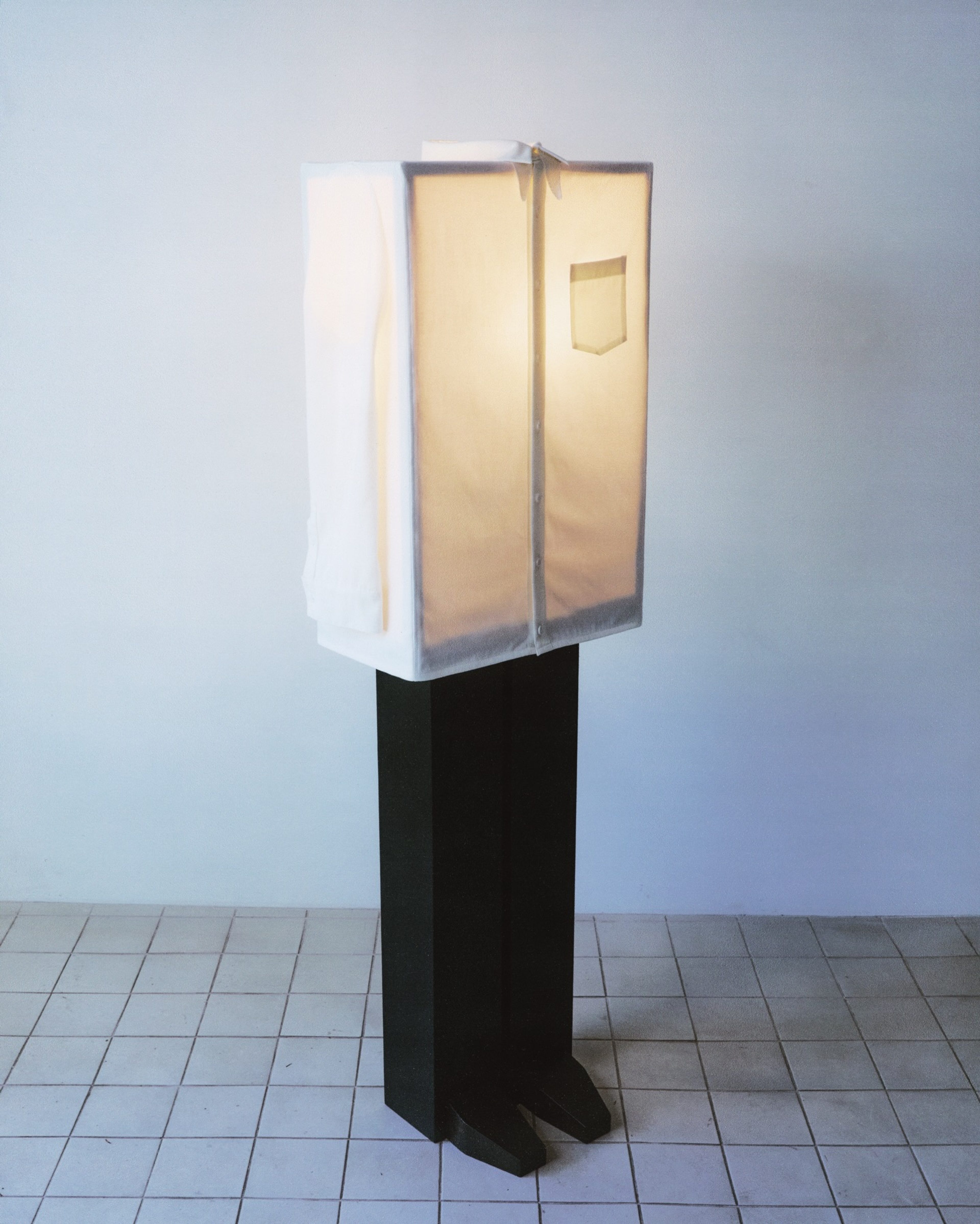 Shirt Lamp (Male)