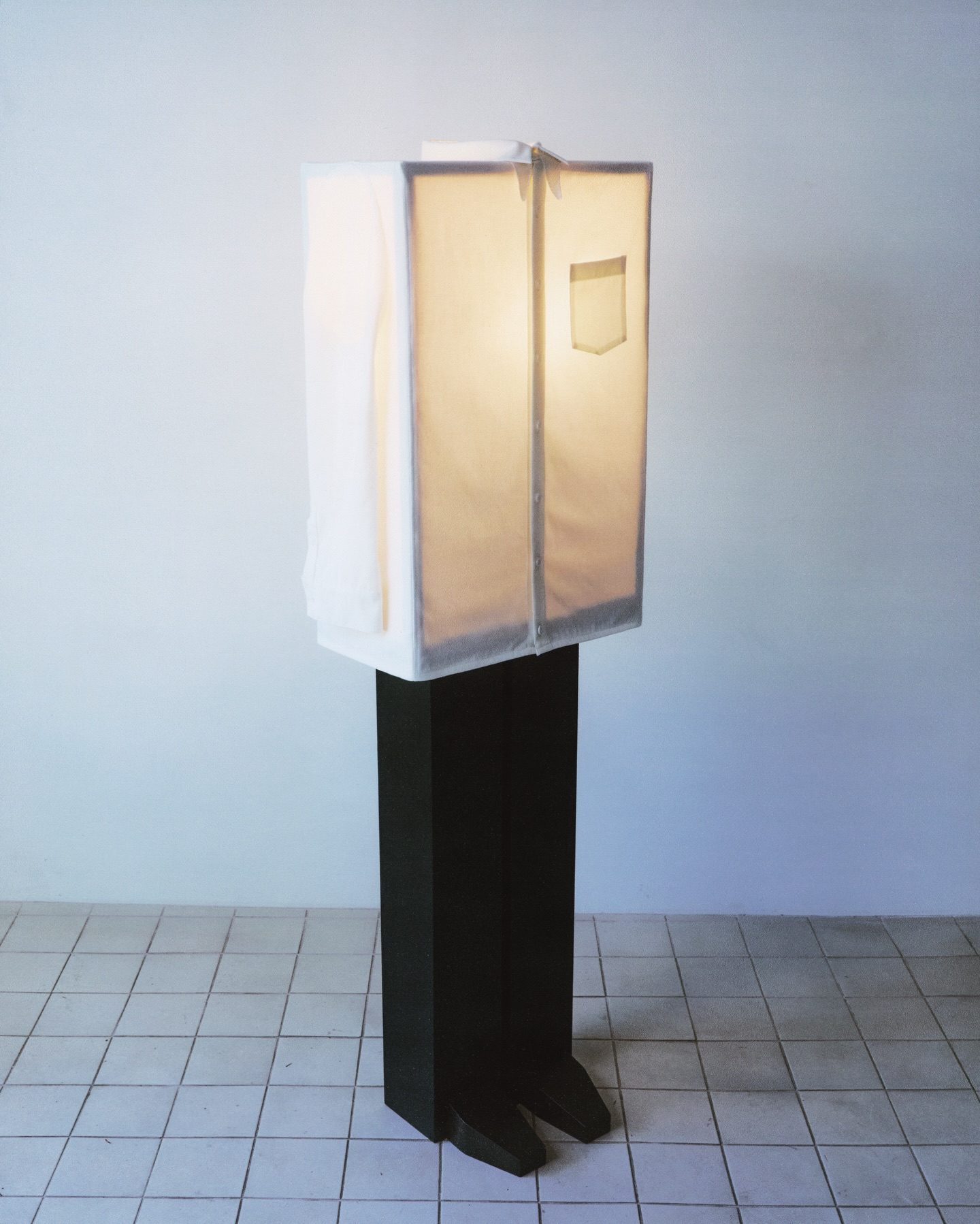 Shirt Lamp (Male)
