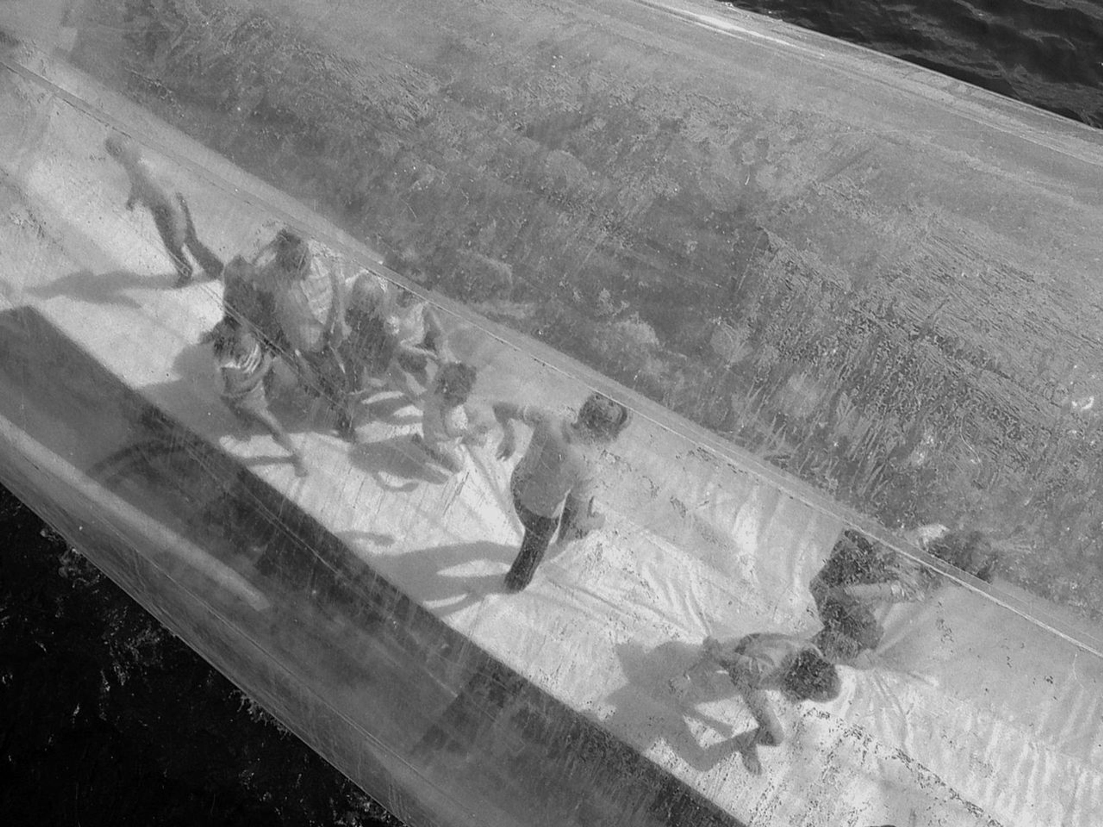 Waterwalk tube (002)