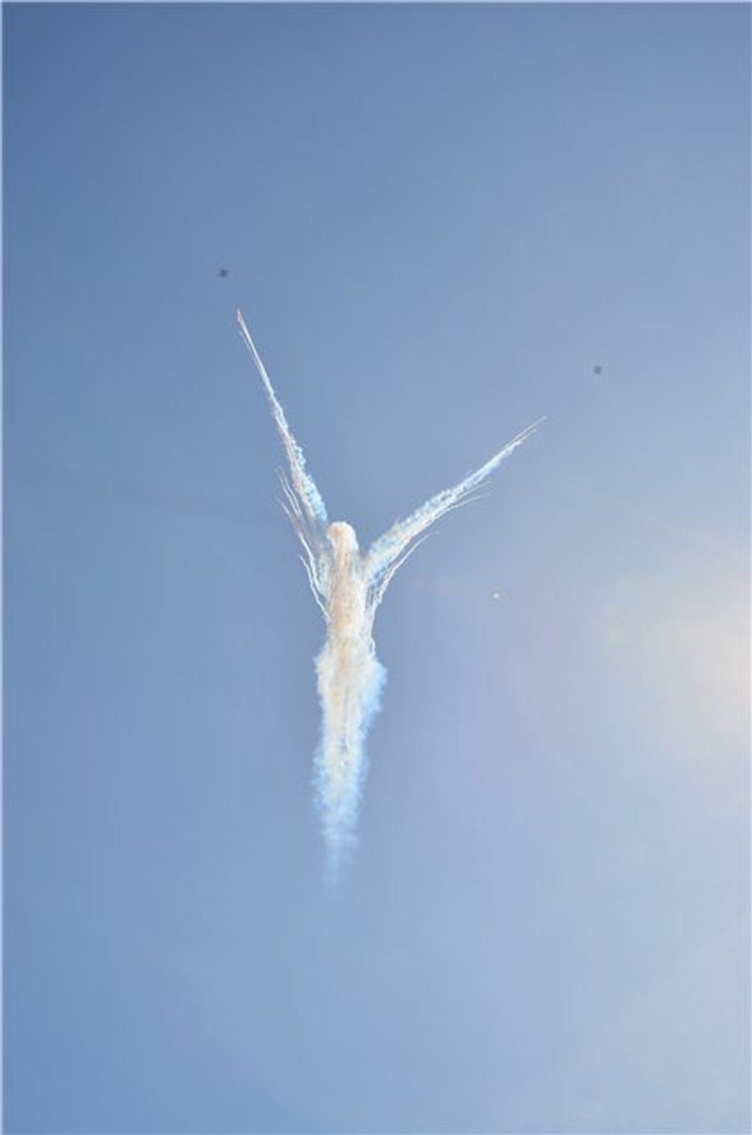 Unknown (Anti-Missle Flares)