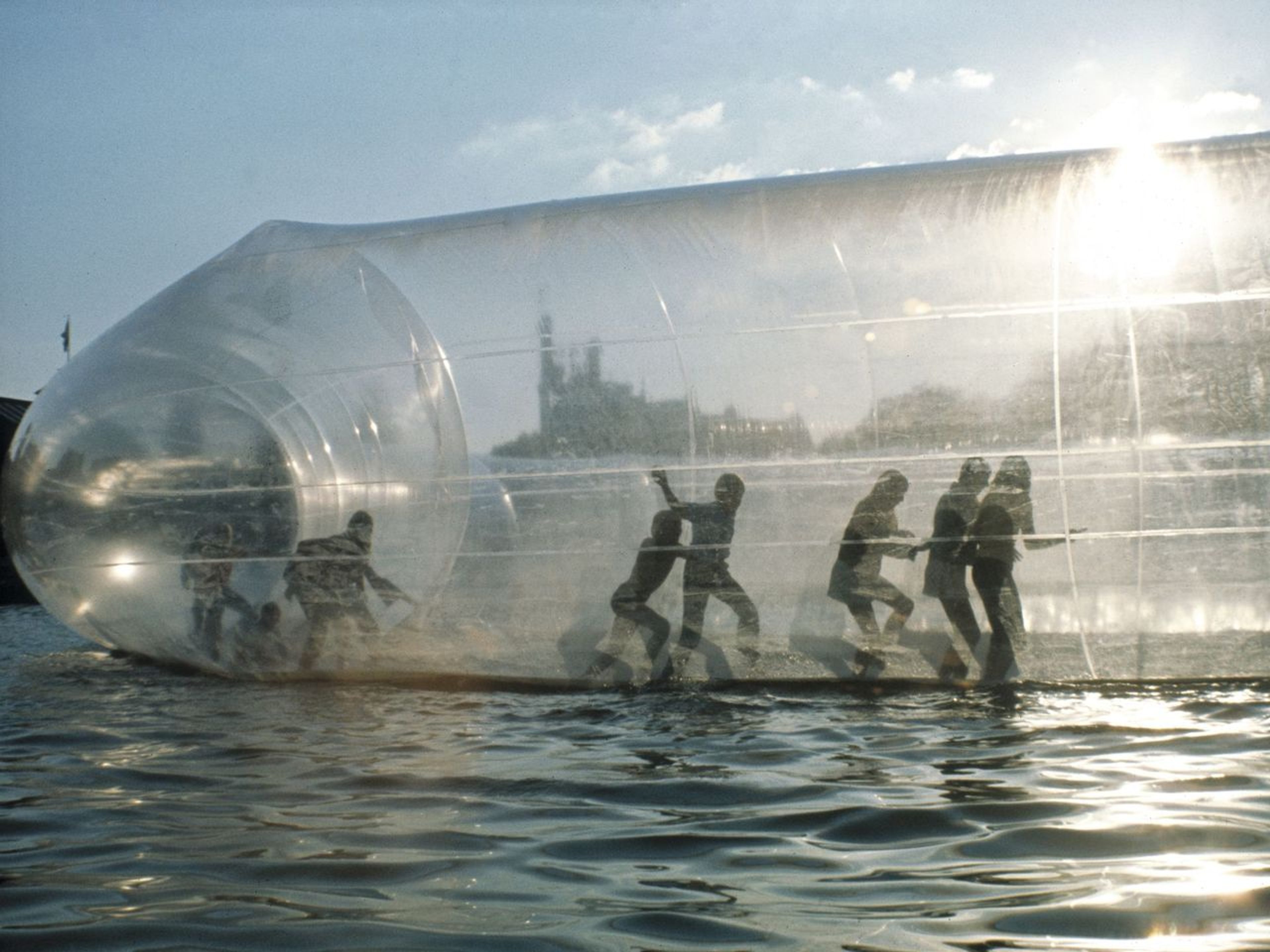 Waterwalk tube (001)