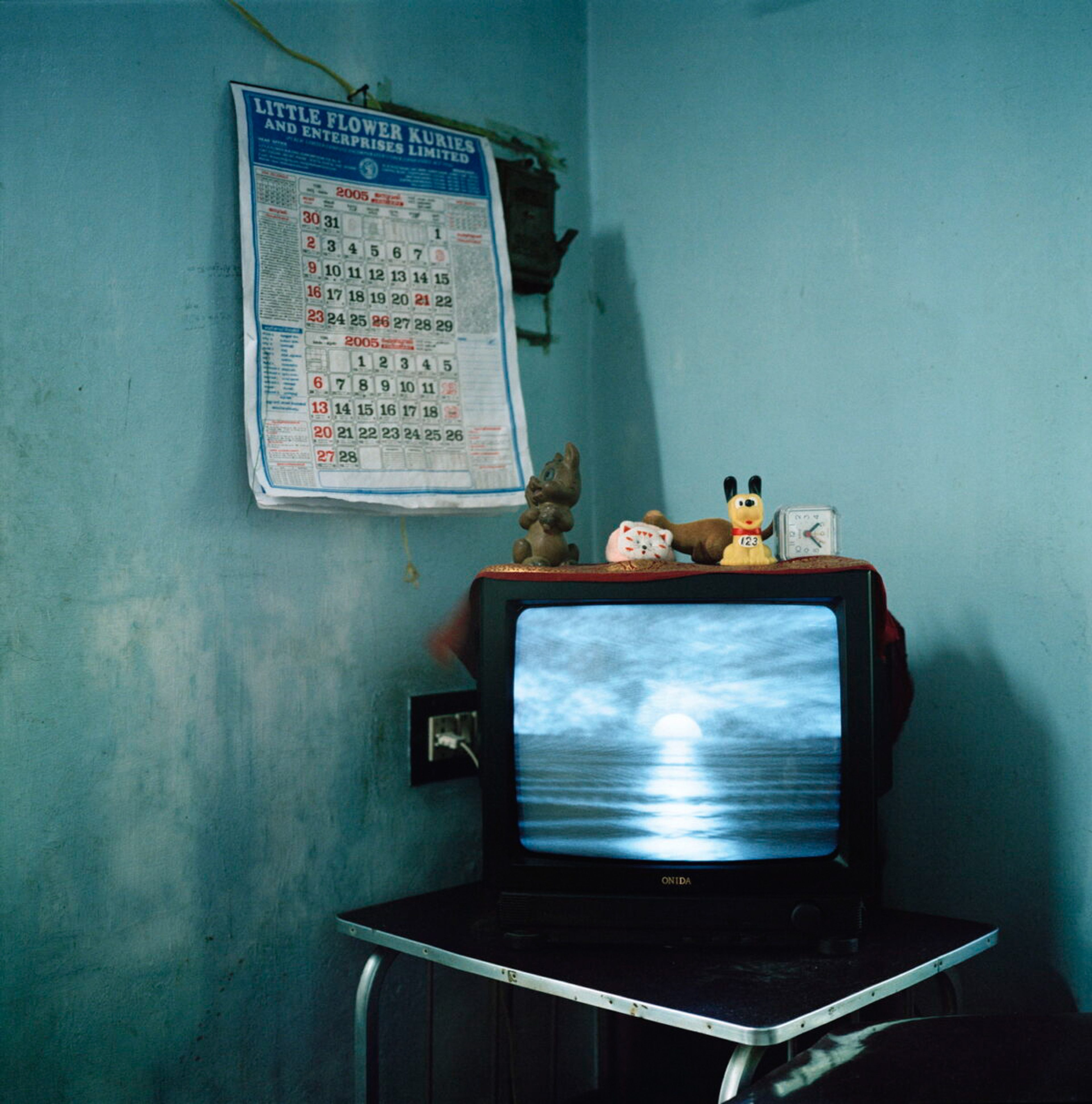 Watching TV (002)