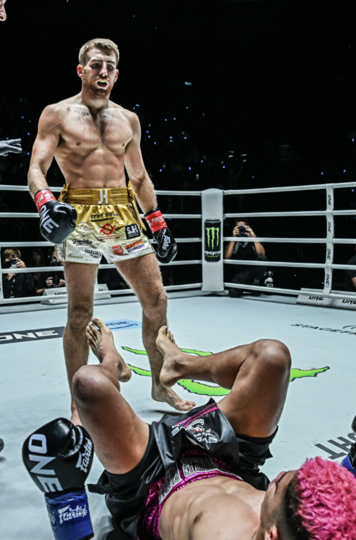 Jonathan Haggerty destruye a Fabricio Andrade; Cristina Morales noquea a Supergirl en ONE Fight Night 16