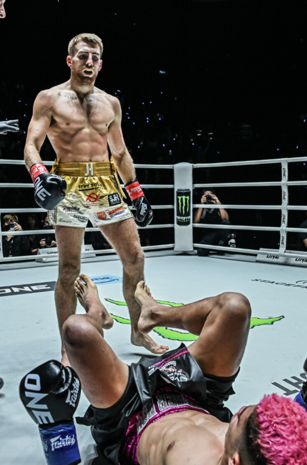 Jonathan Haggerty destruye a Fabricio Andrade; Cristina Morales noquea a Supergirl en ONE Fight Night 16