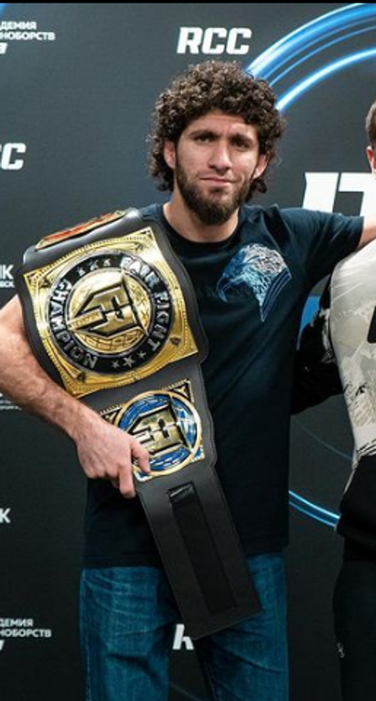 Mamuka Usubyan gana decisión controversial contra Aleksei Ulianov, Kiamran Nabati noquea en Fair Fight 19