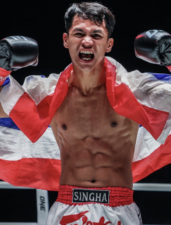 Vídeos: Superbon y Regian Eersel logran tremendos nocauts en ONE on Prime Video 11; Kiamran Nabati y Jamal Yusupov: victoriosos en Fair Fight 21