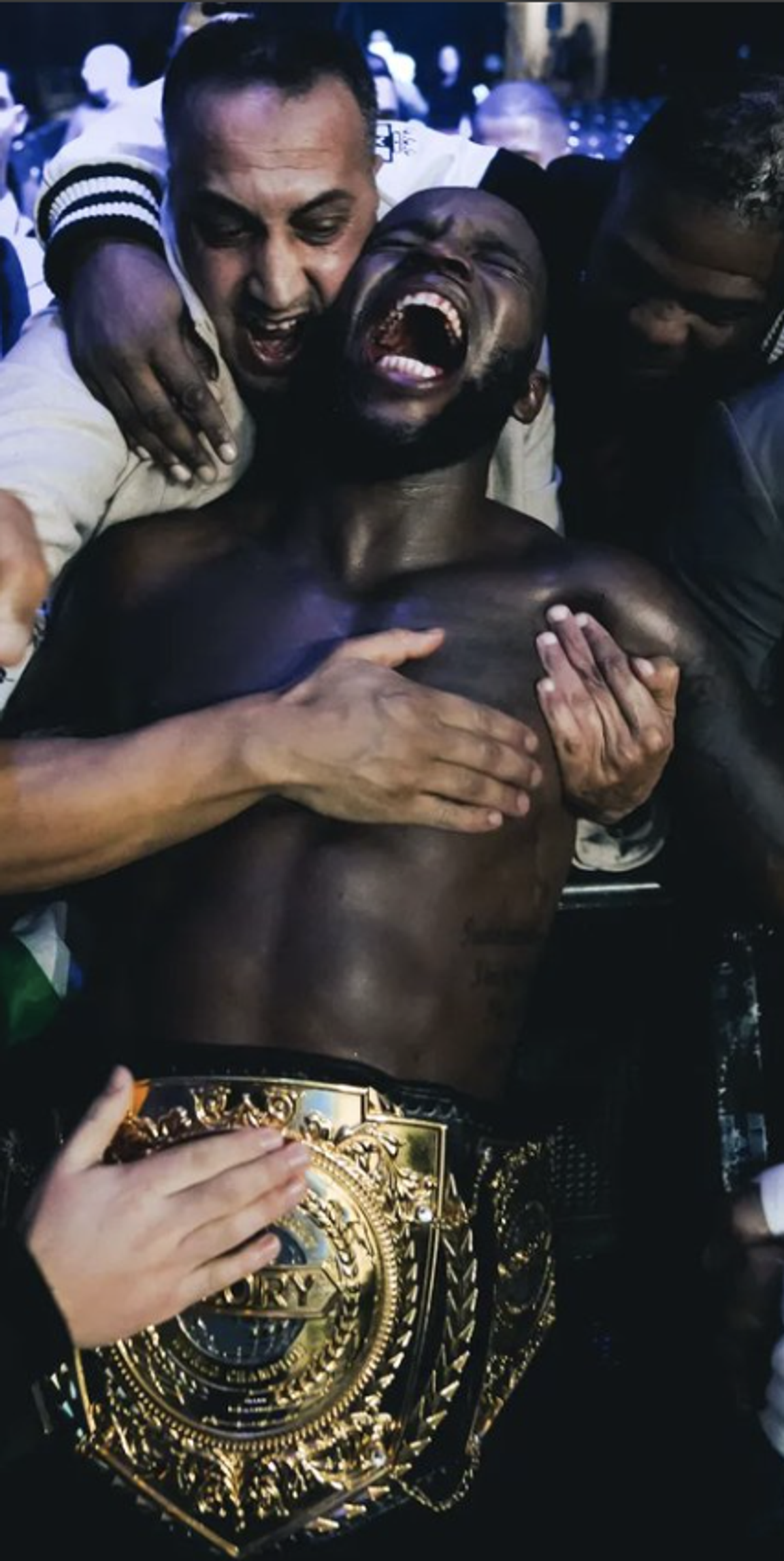 Tayfun Özcan, Ilias Zouggary, Donegi Abena y Donovan Wisse son los ganadores en la jornada europea de Glory 83 y Enfusion 118