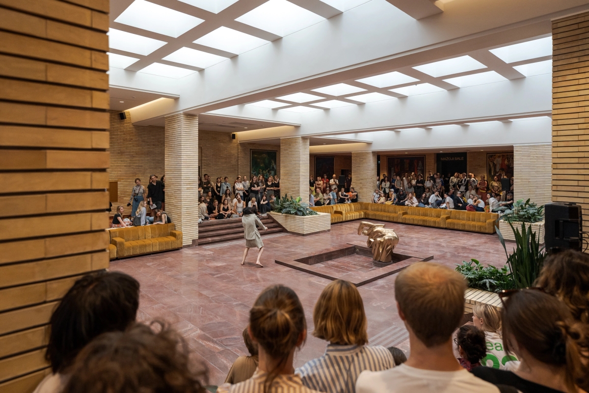 -lalia
2023, curated programme VB23, Lithuanian National Drama Theatre,  Vilnius. Photo:  Andrej Vasilenko.