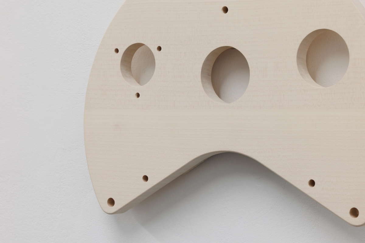 objects in mirror are closer than they appear