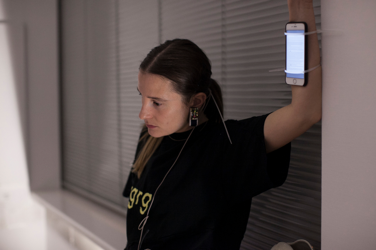 YGRG151:folding city , 2017 [performance]