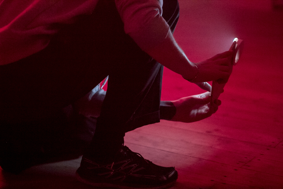 YGRG 150,  2017 [performance]
Performed by: Antanas Lučiūnas, Kristina Aglaja Skaldina, Dorota Gawęda and Eglė Kulbokaitė
Reading: “Gender, Sexuality, and the Biopolitics of Architecture: From the Secret Museum to Playboy” by Paul B. Preciado.
Photo: Ugnius Gelguda