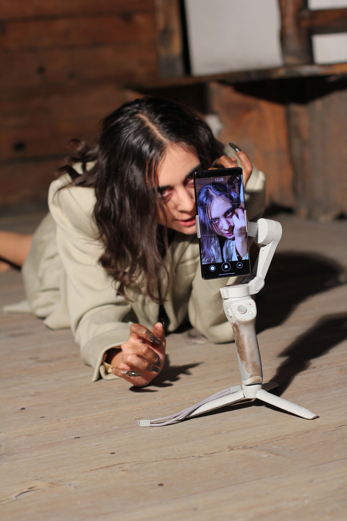- lalia (2021 -)
PERFORMER: GIULIA TERMINIO
MUSIC: BILL KOULIGAS
SOUND RECORDING: HARALDUR THRASTARSON
VOICES: JUSTYNA CHABEREK, NIKLAS DRAEGER, THANOS FRYDAS, LEILA HASSAN, OSKAR PAWEŁKO
COSTUME: SITUATIONIST