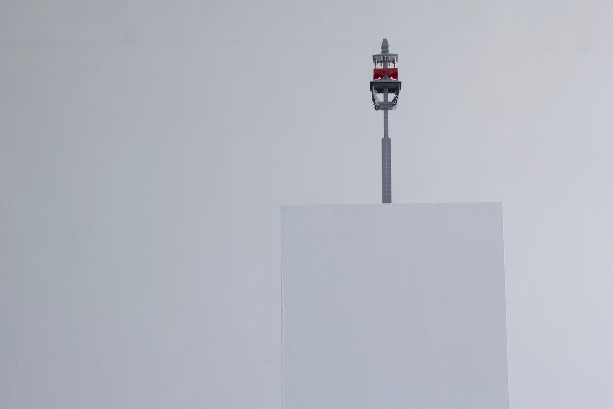 Ghost Feeder (III), 2021

Architectural model, acrylic and paint, 15x15x42 cm.