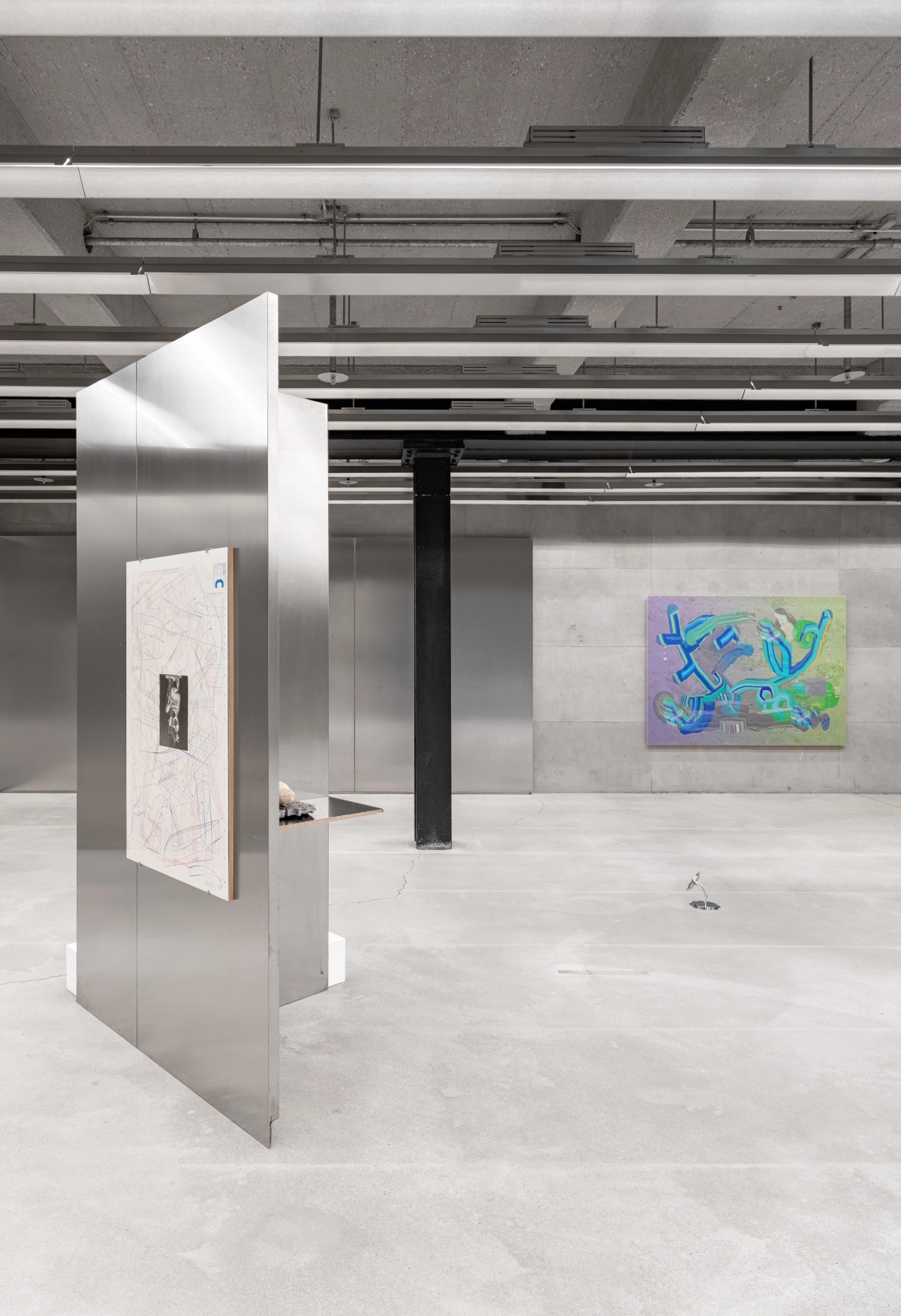 objects in mirror are closer than they appear