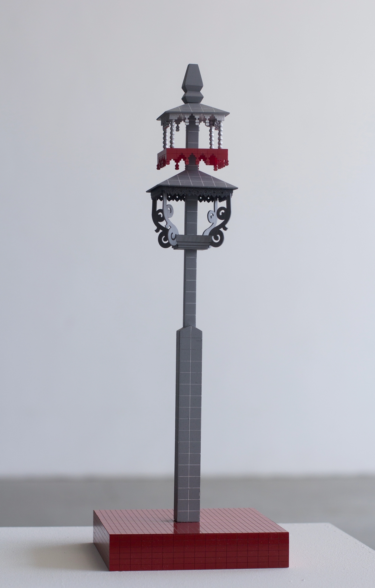 Ghost Feeder (III), 2021

Architectural model, acrylic and paint, 15x15x42 cm.