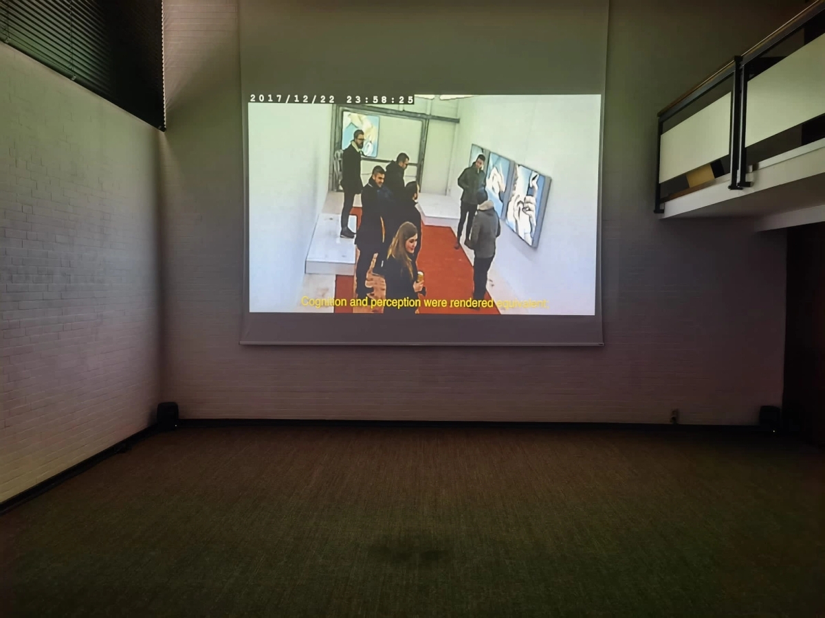 Dorota Gawęda & Eglė Kulbokaitė: YGRG14X: reading with a single hand, 2018, single channel video (30:00 min). 