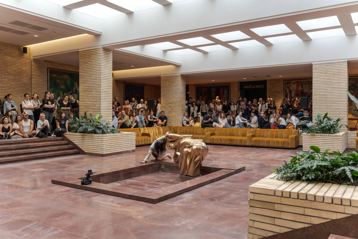 -lalia
2023, curated programme VB23, Lithuanian National Drama Theatre,  Vilnius. Photo:  Andrej Vasilenko.