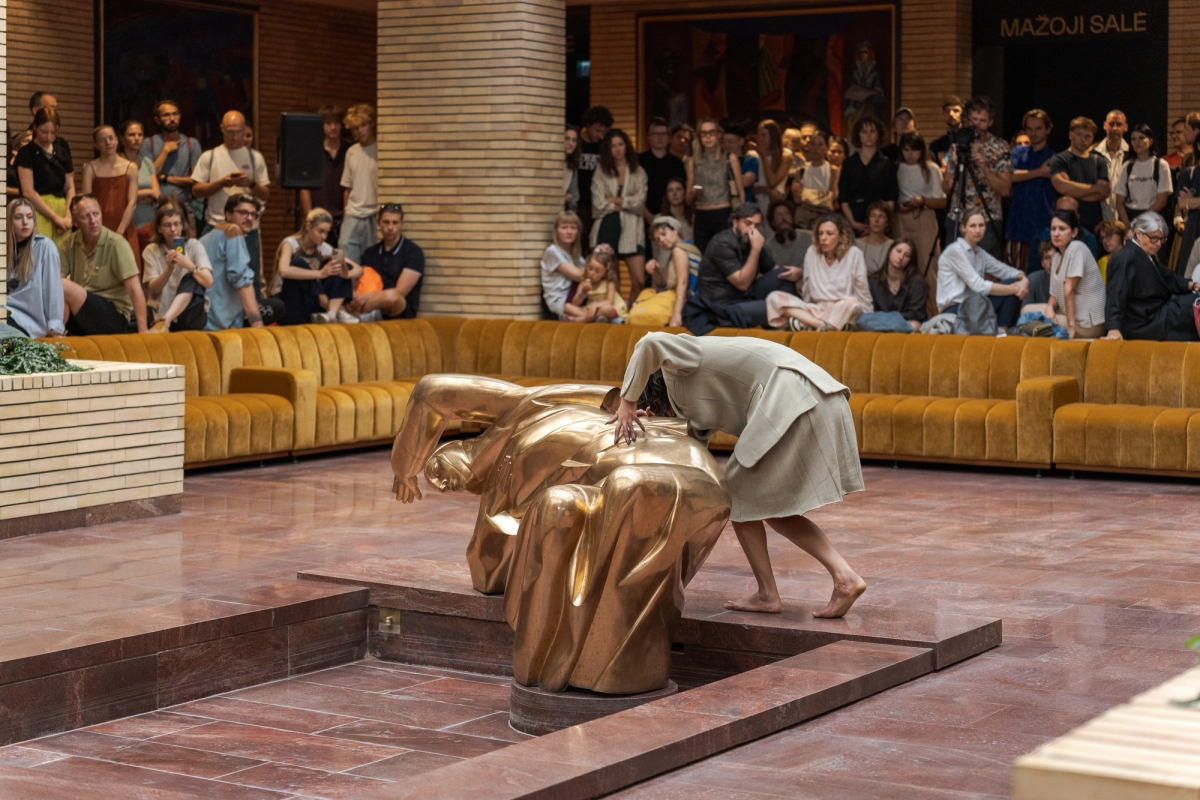 -lalia
2023, curated programme VB23, Lithuanian National Drama Theatre,  Vilnius. Photo:  Andrej Vasilenko.