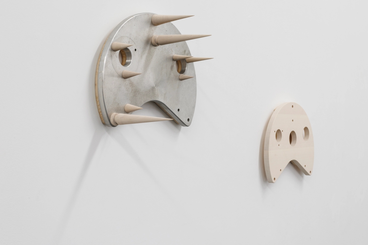 objects in mirror are closer than they appear