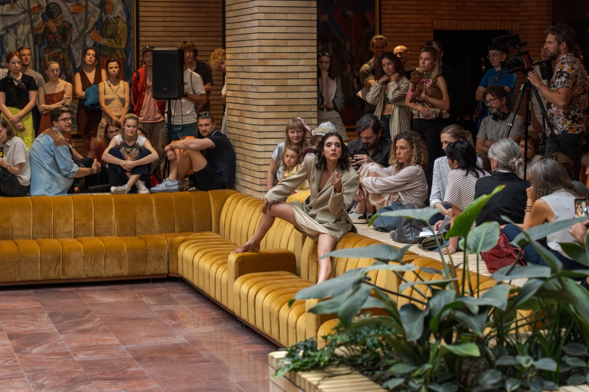 -lalia
2023, curated programme VB23, Lithuanian National Drama Theatre,  Vilnius. Photo:  Andrej Vasilenko.