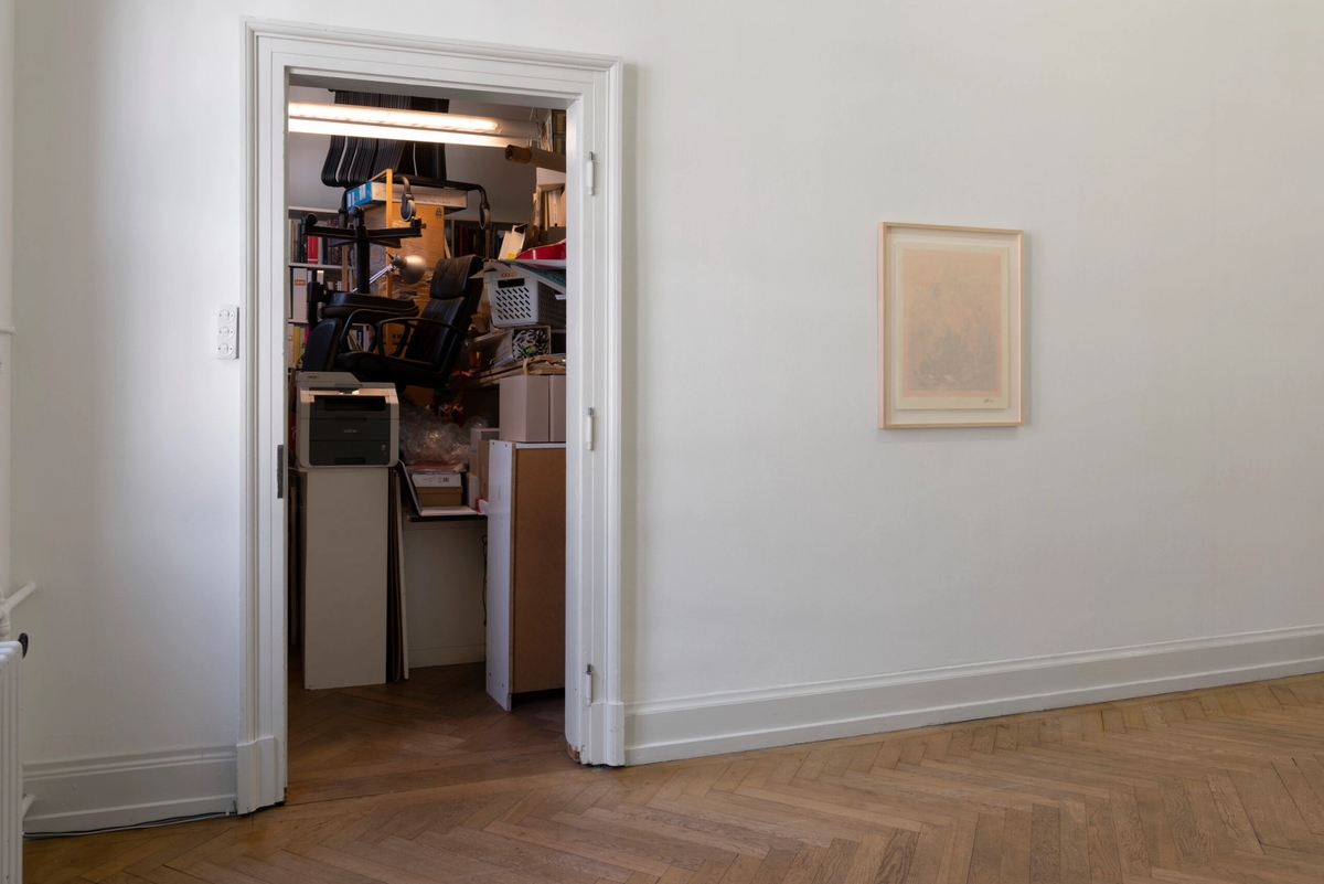 Im Wartesaal der Zeit, Kunsthalle Palazzo, 2021 (exhibition view) . Photo: Jennifer Merlyn Scherler.