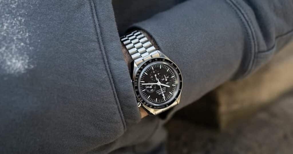 Modern Oris Aquis dive watch collection featuring Swiss mechanical movements