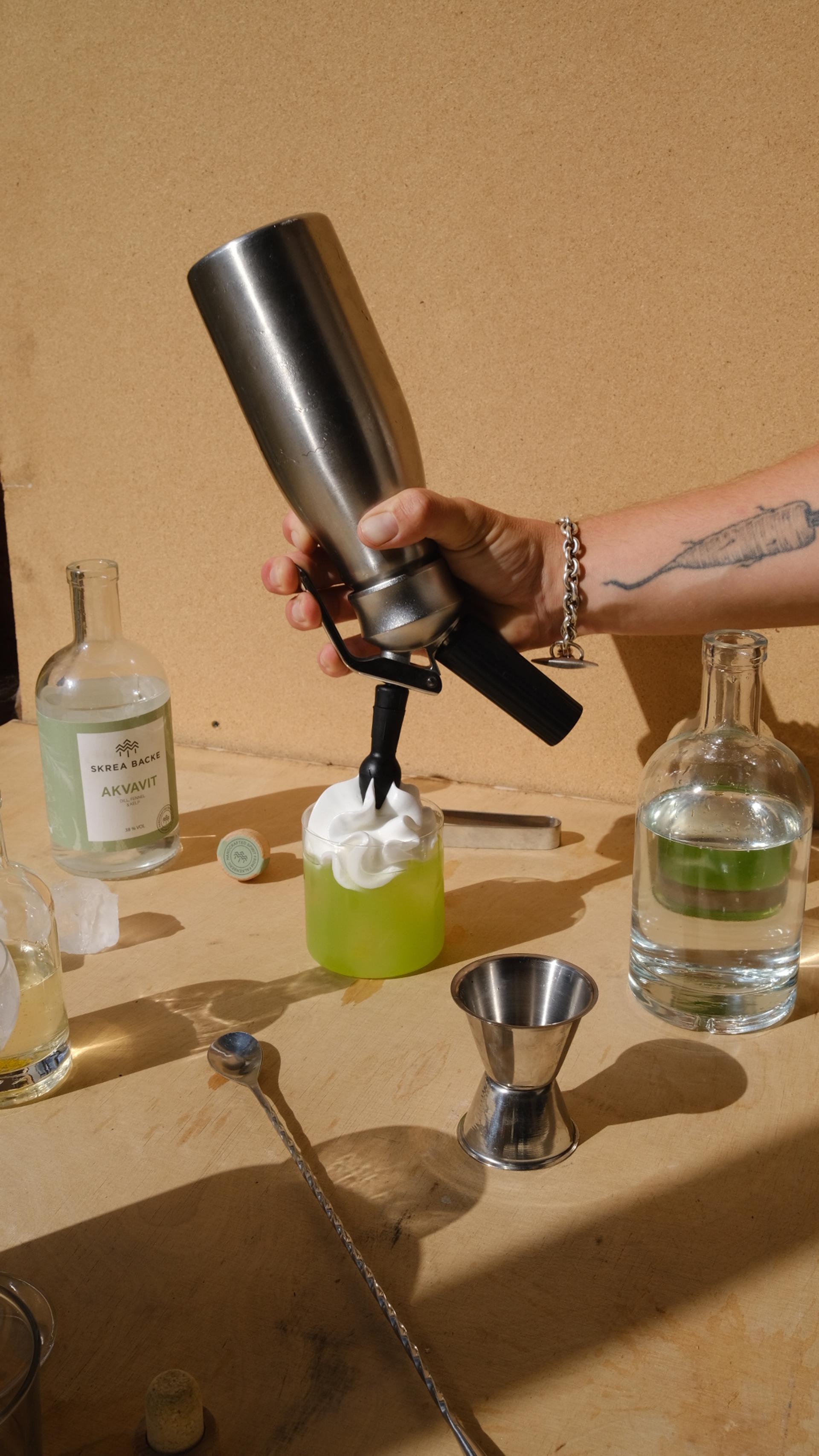 Bild på cocktailen skreas flytande kräftskiva