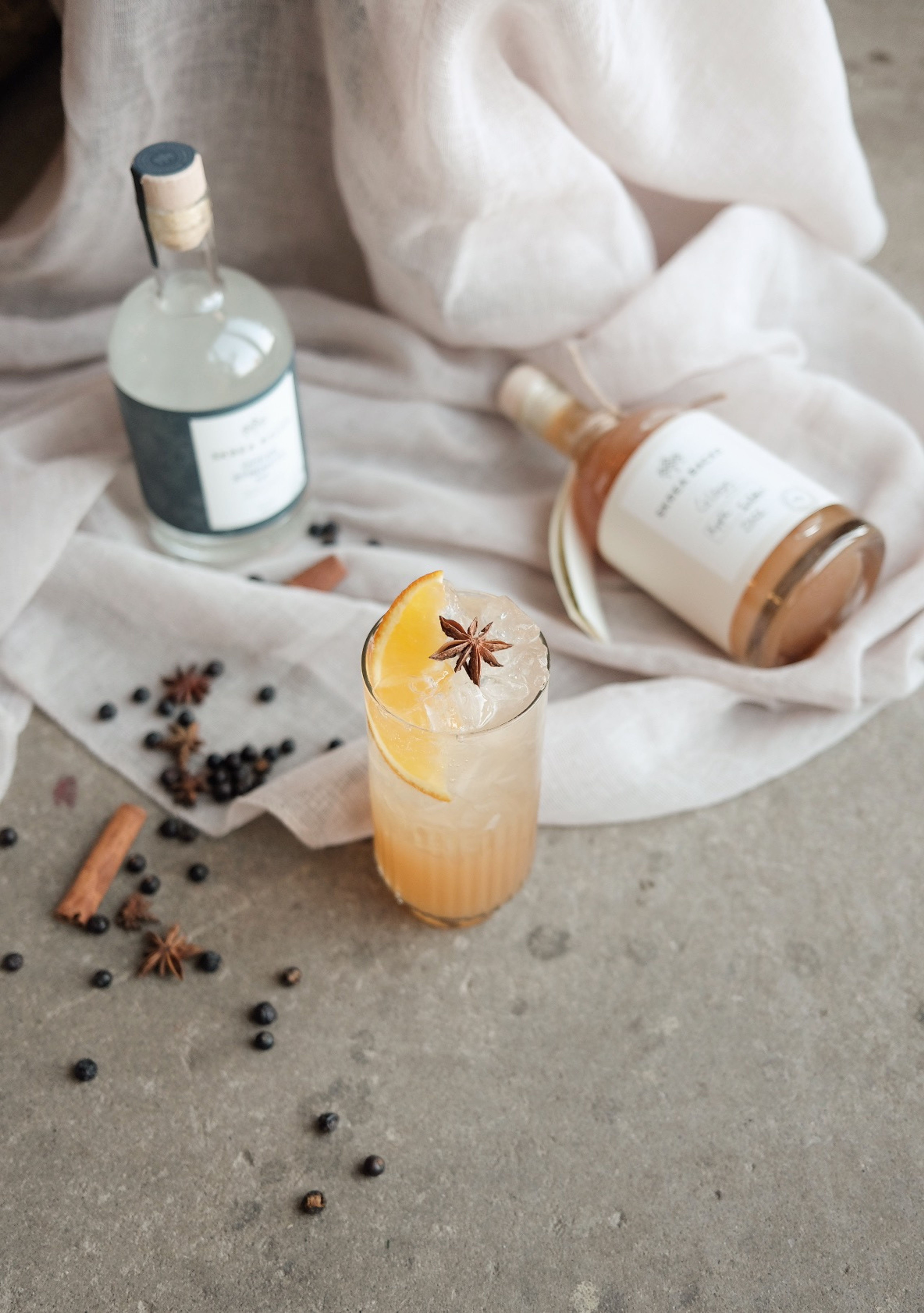 Bild på Skrea Glögg och tonic