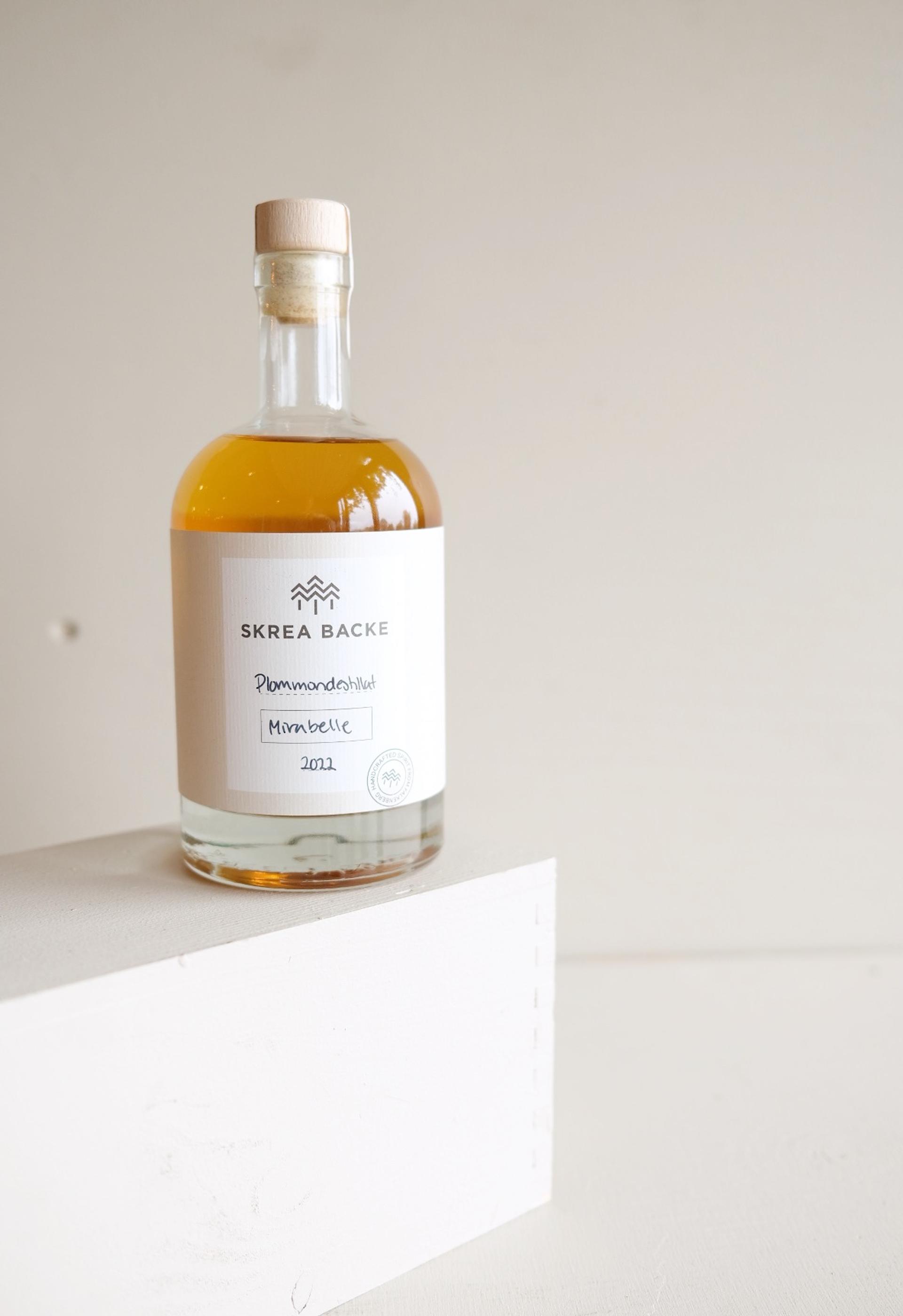 Plommondestillat från Falkenberg