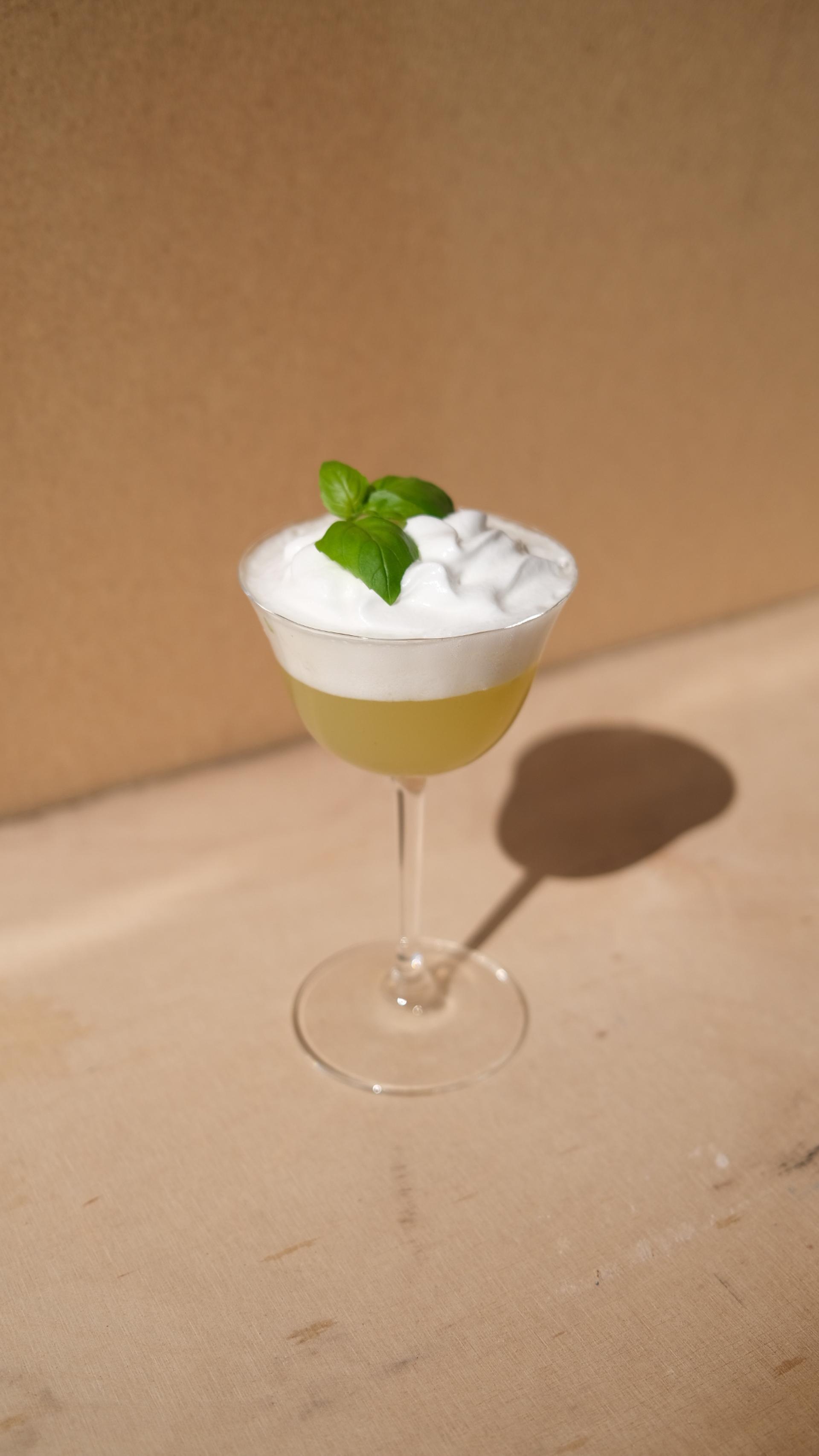 Bild på cocktailen skrea basil smash