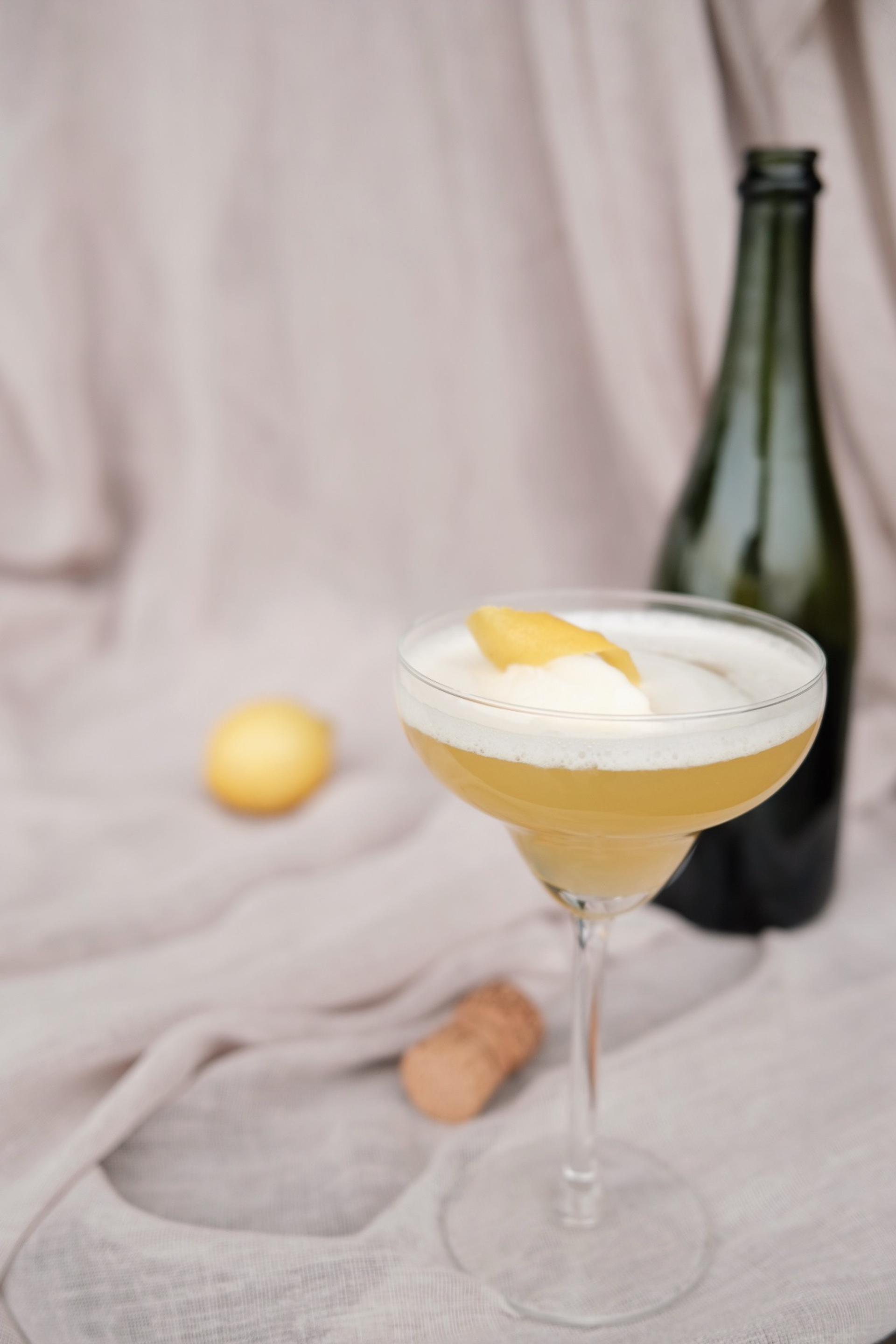 Bild på Skrea French 75 drink med sorbet från Sia glass