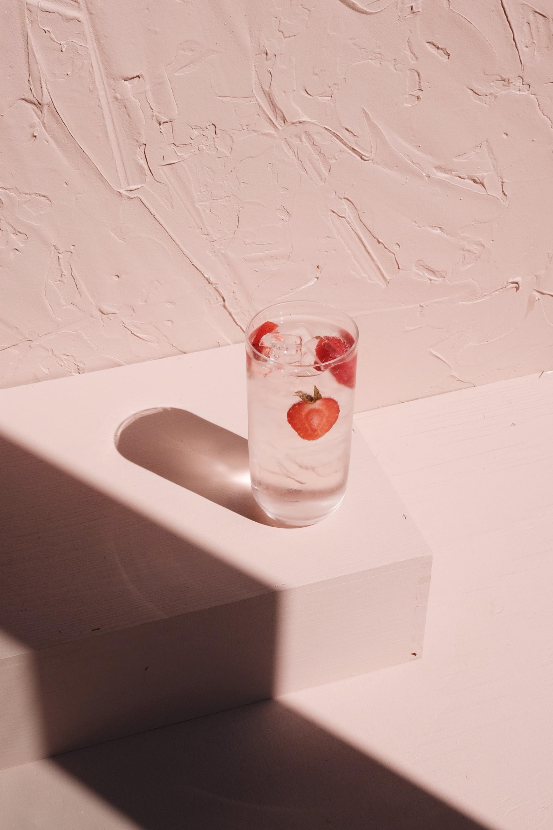 Bild på gin och tonic med Summer gin 2023